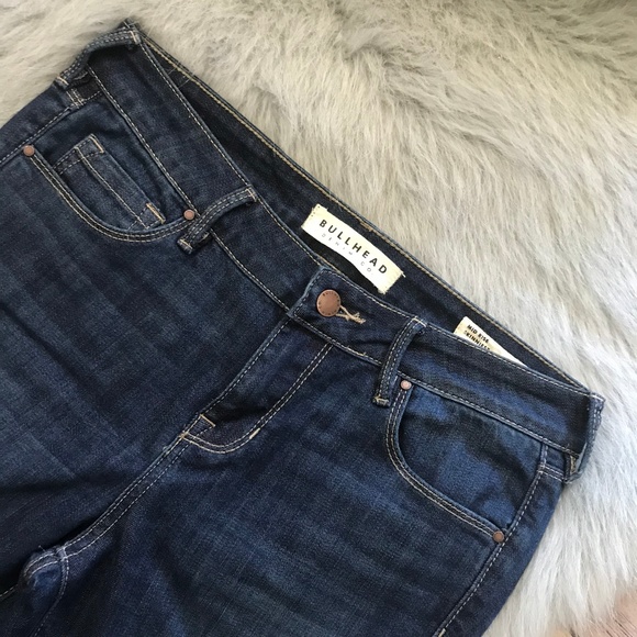 Bullhead Dark Wash Mid Rise Skinniest Jeans 26 - Picture 3 of 7